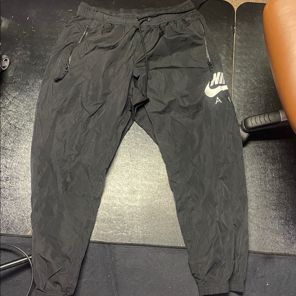 Nike Men's Black Athletic Joggers